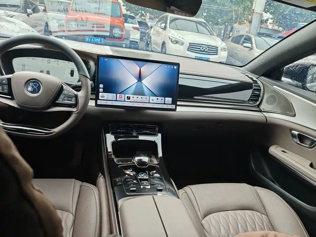 BYD Han — миниатюра 6