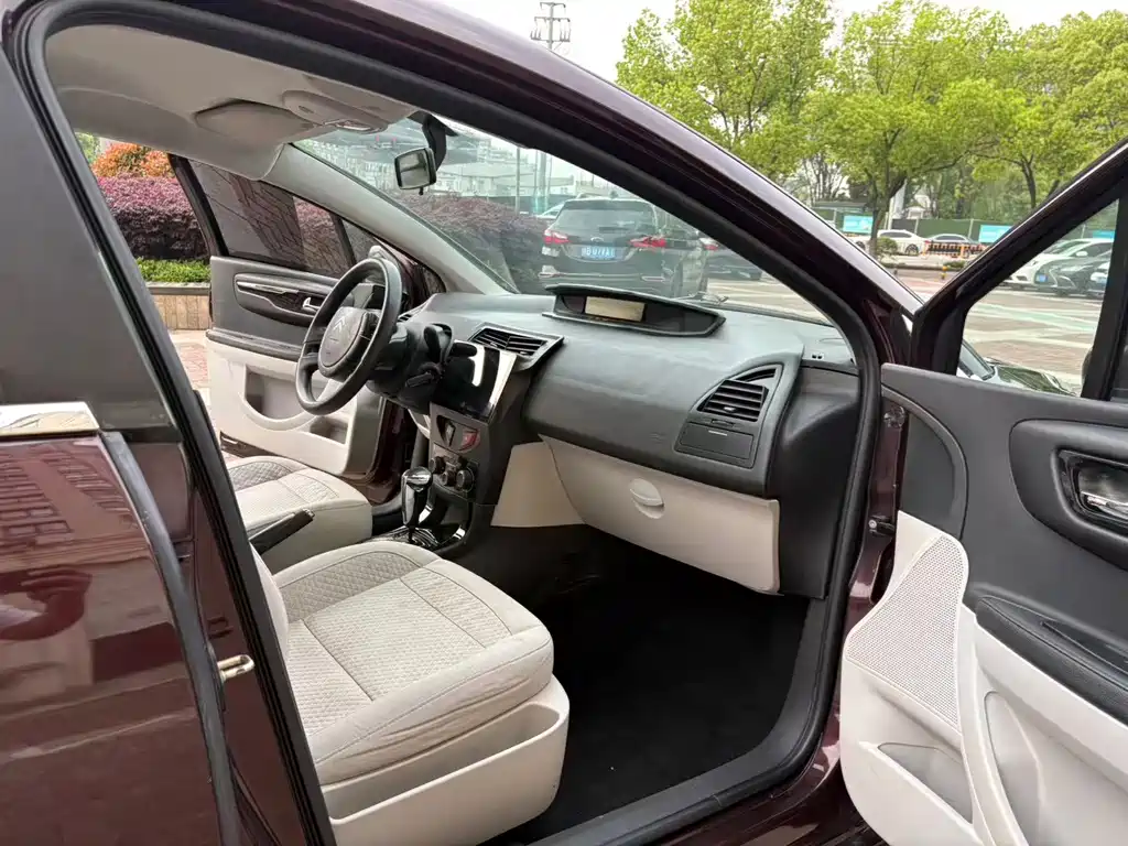 Citroen C-Quatre — миниатюра 7