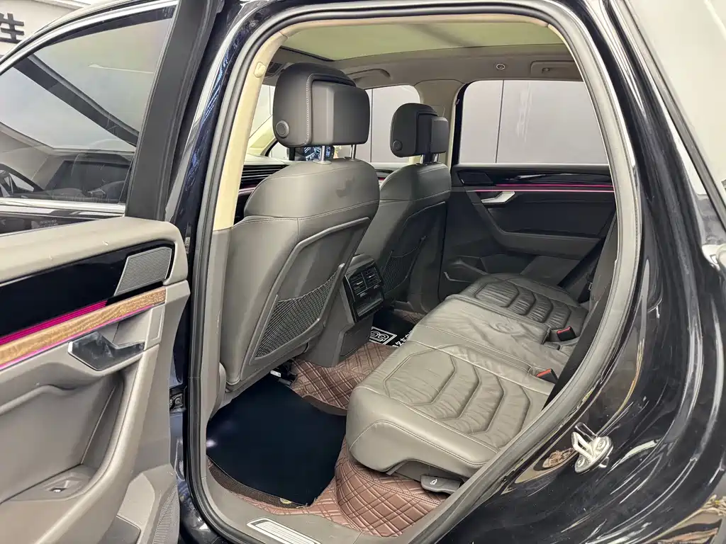 Volkswagen Touareg 2019 2.0TSI VI