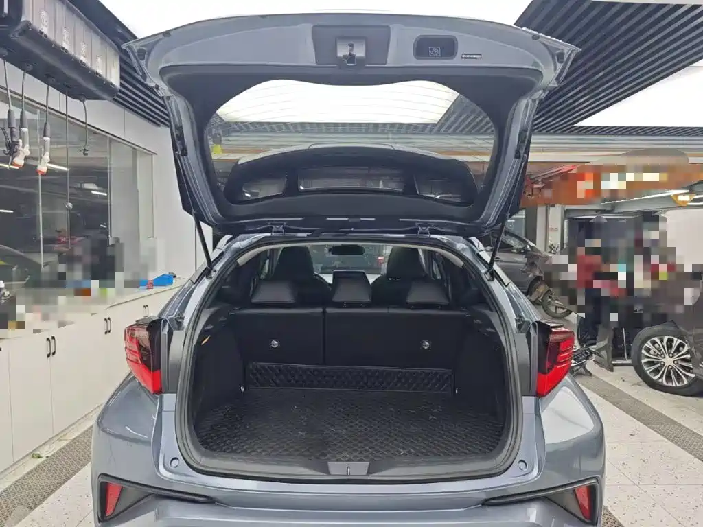 Toyota C-HR — миниатюра 19