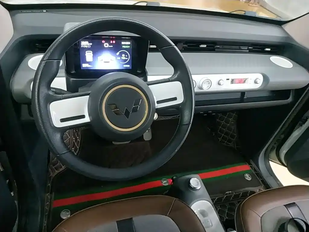 Wuling MINIEV — миниатюра 10