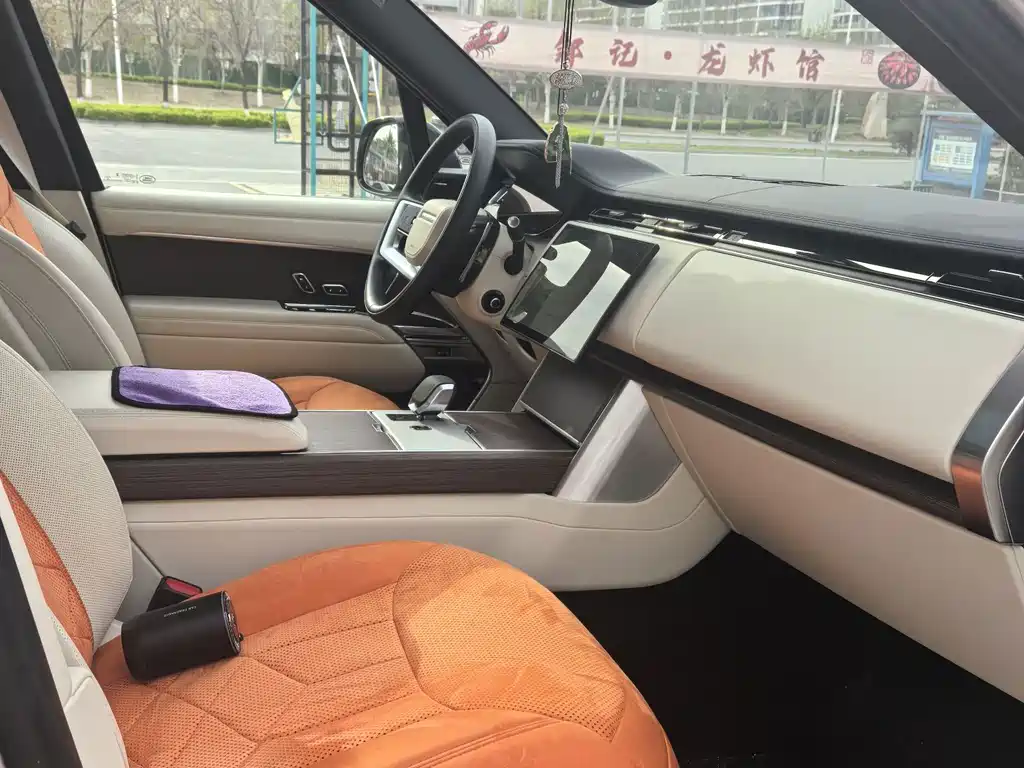 Land Rover Range Rover — миниатюра 5