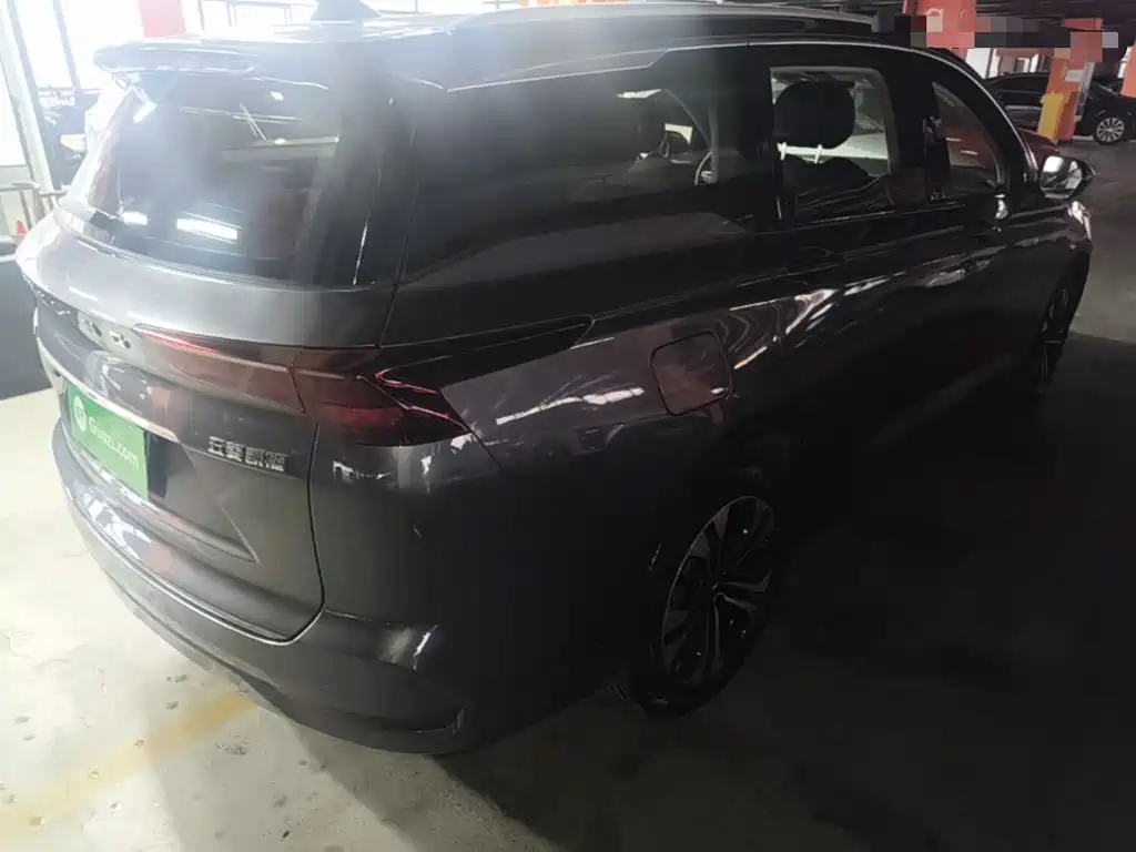 Wuling Victory — миниатюра 7