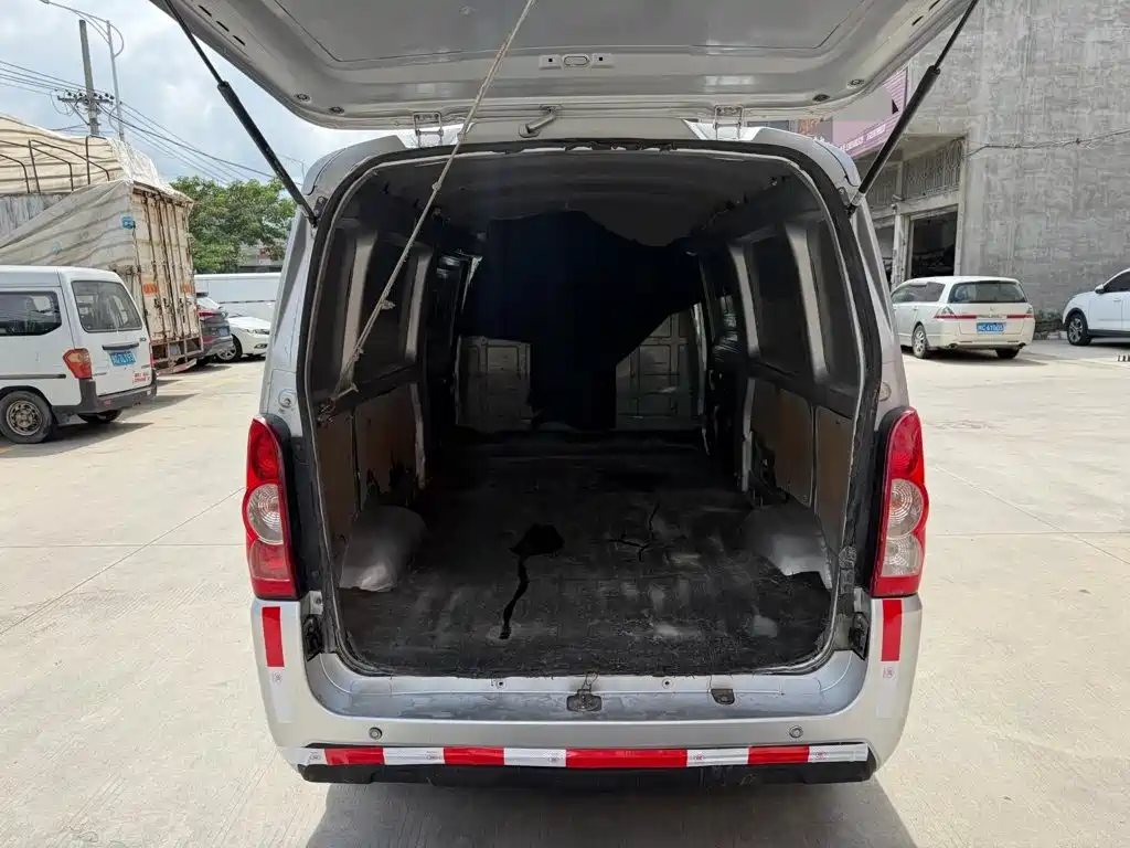 Wuling Wuling EV50 — миниатюра 8
