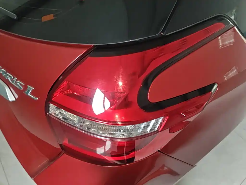 Toyota Yaris L — миниатюра 8