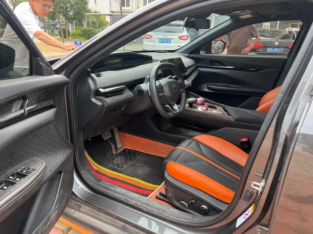 Changan UNI-V — миниатюра 3