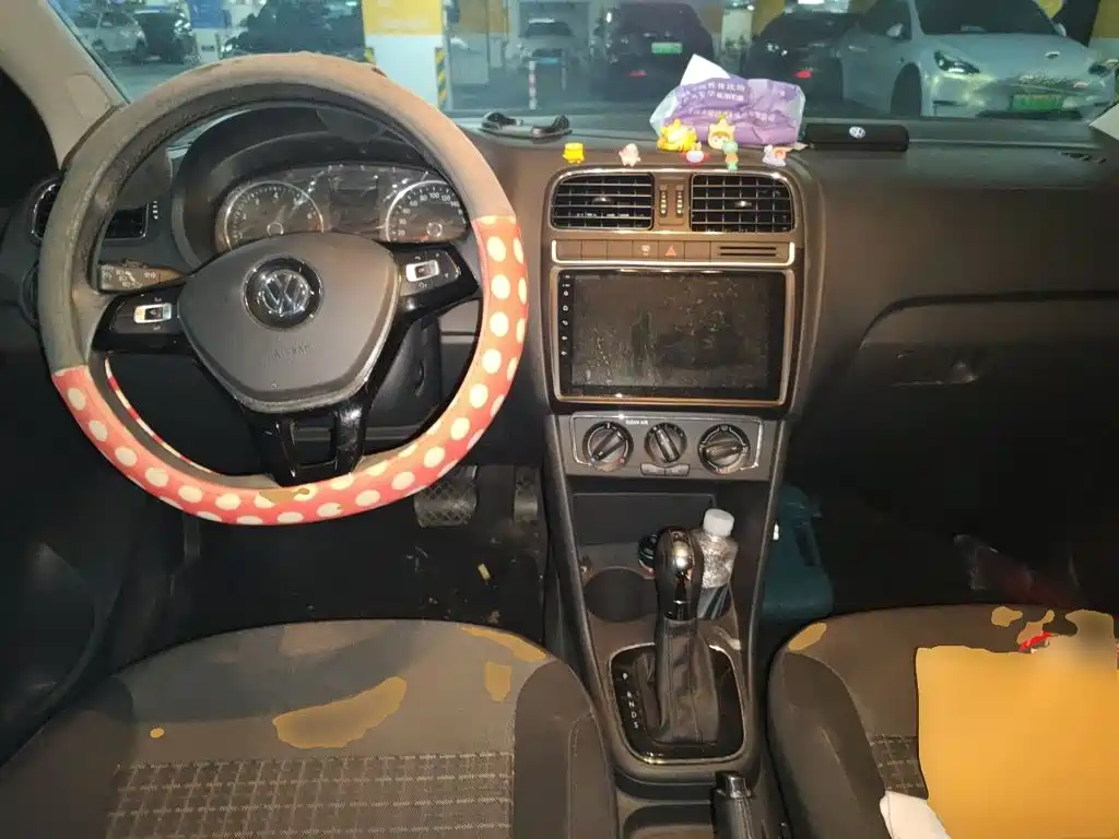 Volkswagen Polo — миниатюра 6