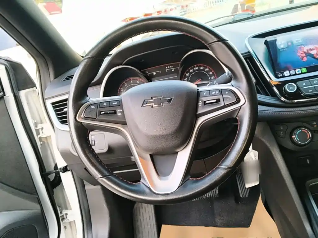 Chevrolet Monza — миниатюра 11