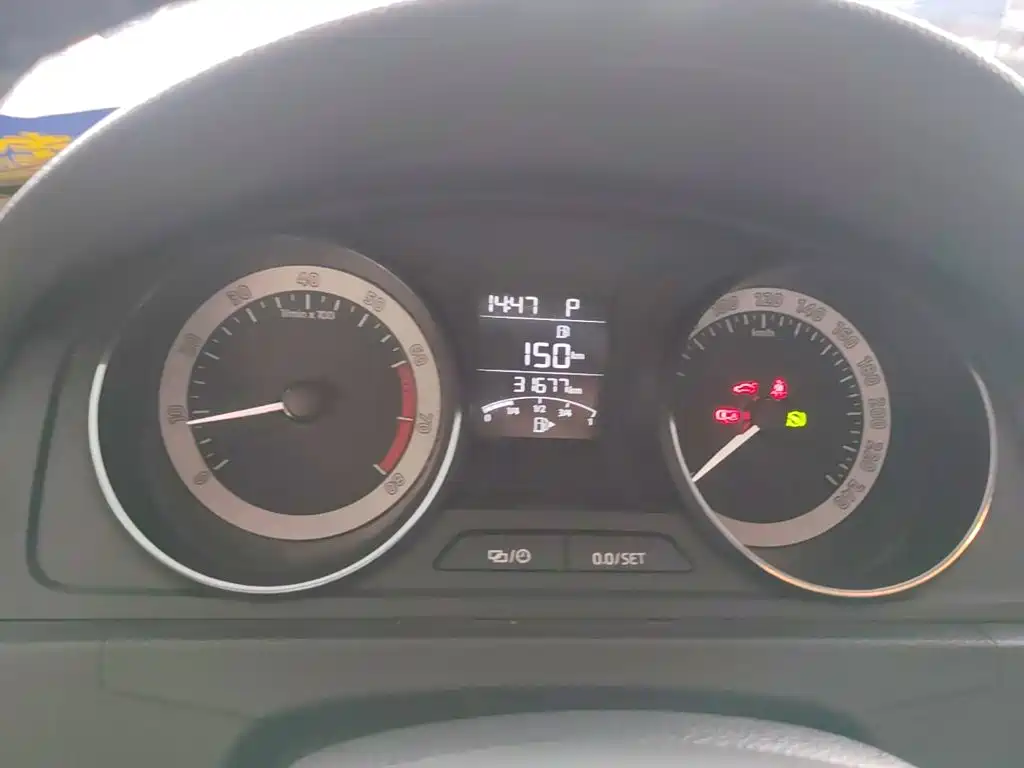Skoda Rapid Spaceback — миниатюра 12