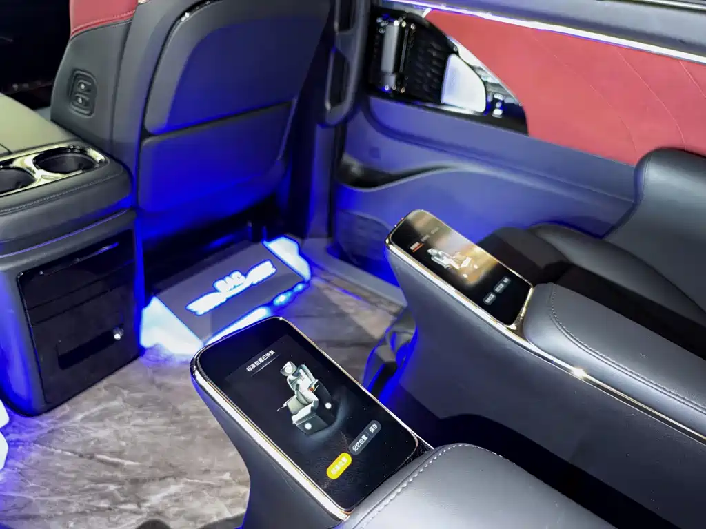 GAC Motor Trumpchi M8 — миниатюра 18