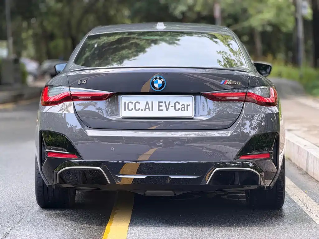 BMW BMW4 M — миниатюра 3