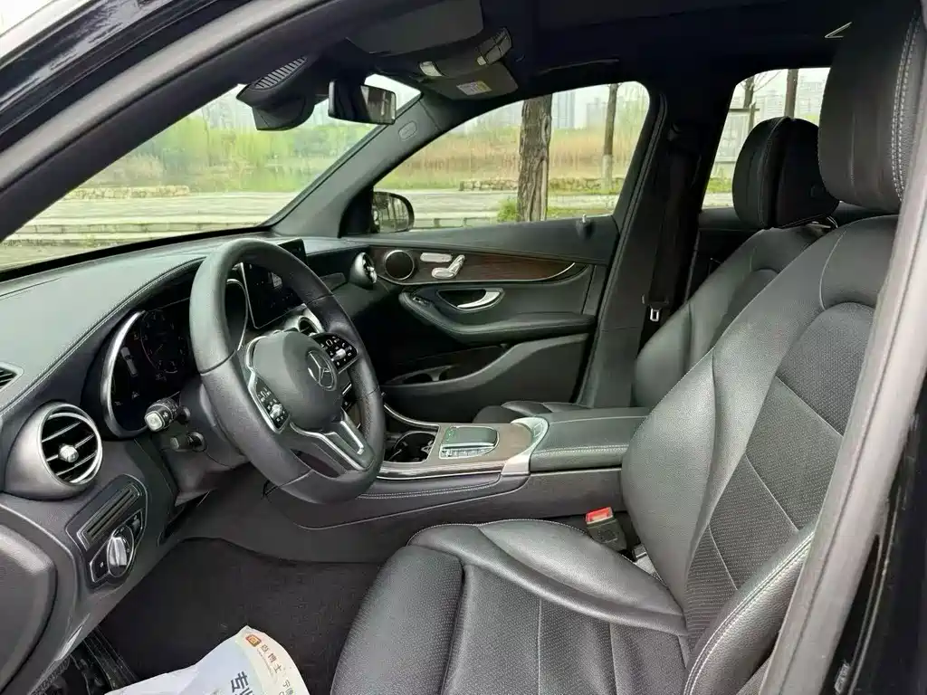 Mercedes-Benz GLC — миниатюра 4