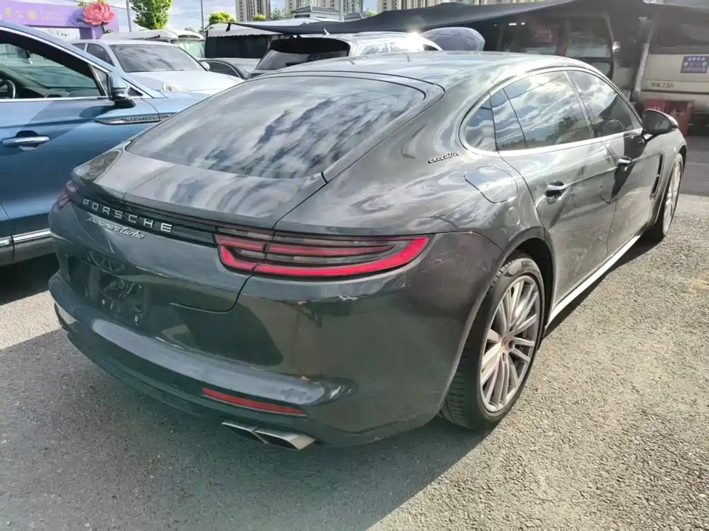 Porsche Panamera 2017 Panamera 4 Executive Long Wheelbase 3.0T