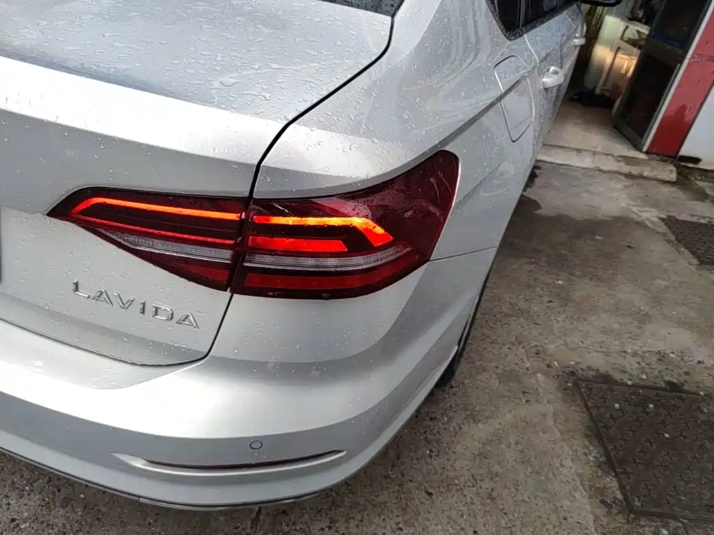 Volkswagen Lavida — миниатюра 8