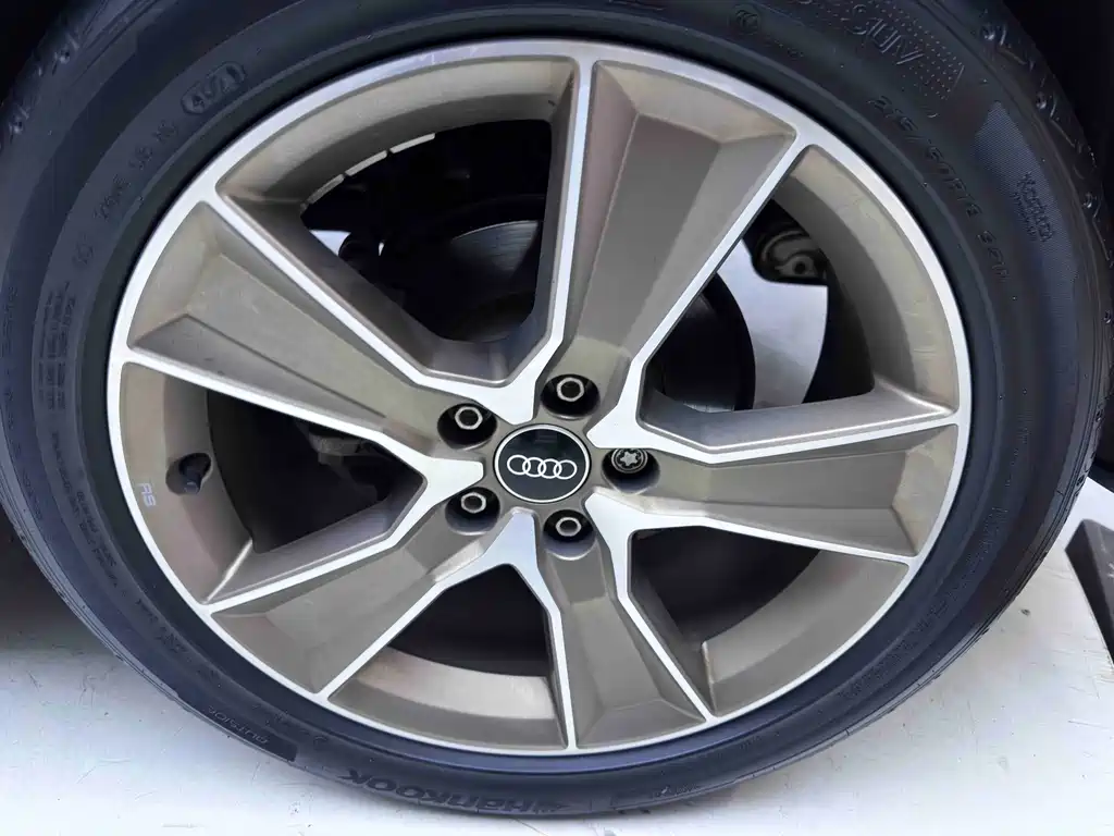 Audi Q2L — миниатюра 19