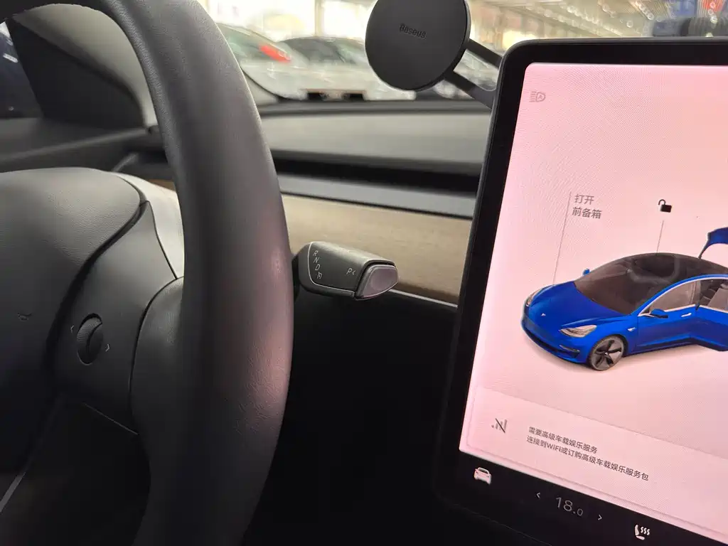 Tesla Model 3 — миниатюра 13