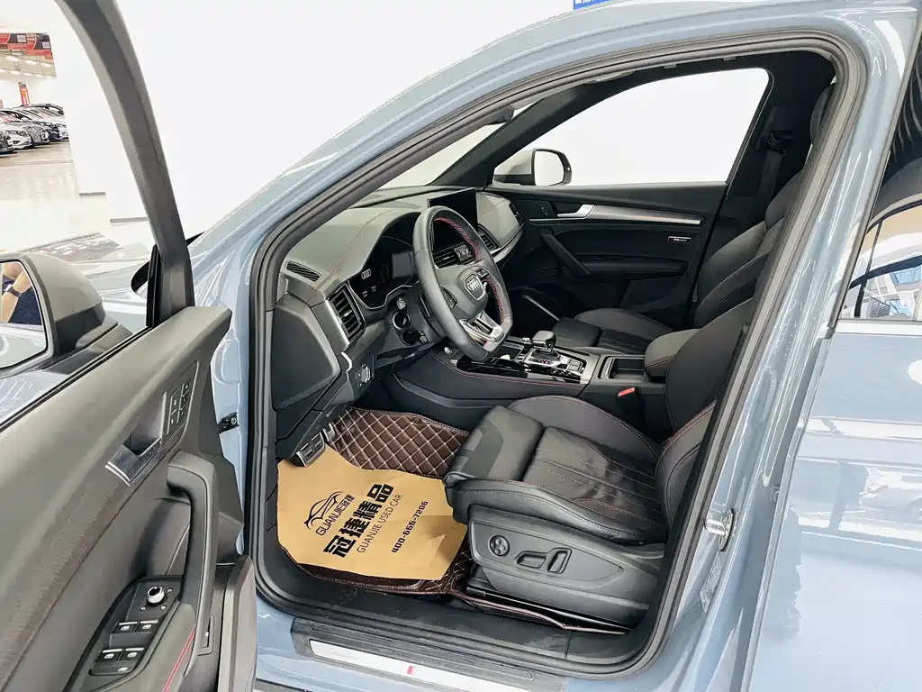 Audi Q5L Sportback — миниатюра 4
