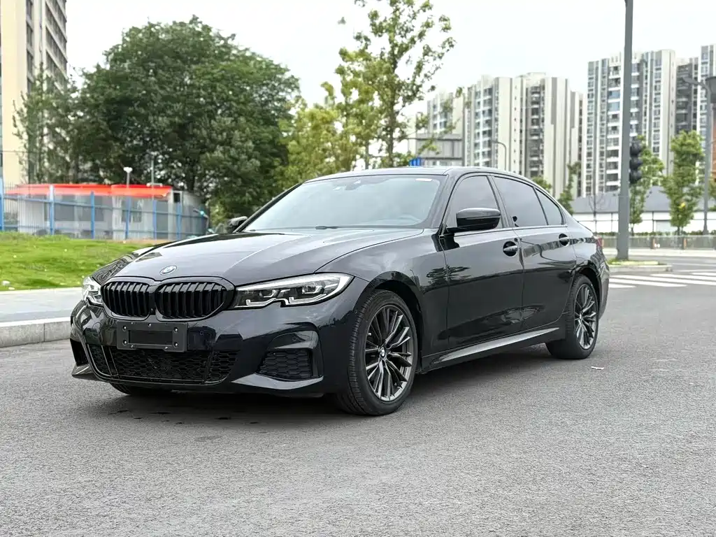 BMW 3 Series 2021