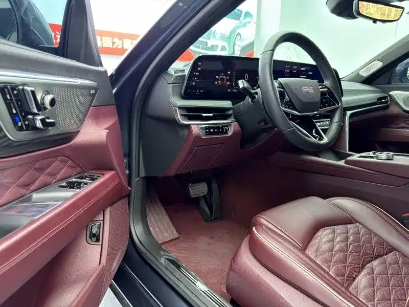 Cadillac CT6 — миниатюра 4