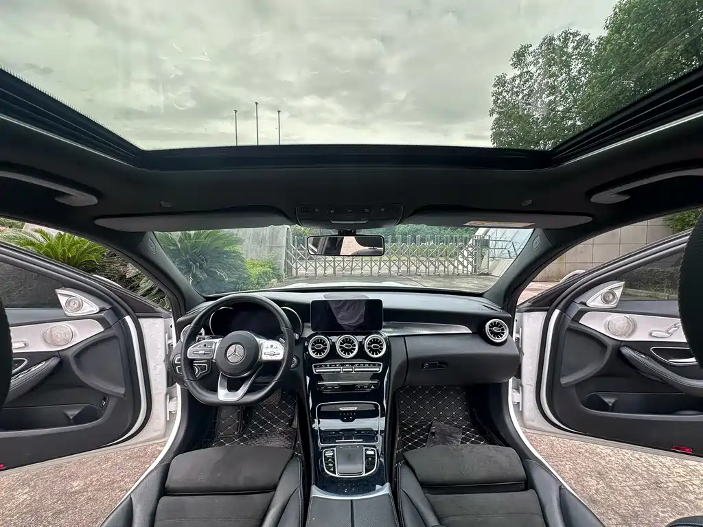 Mercedes-Benz C-Class — миниатюра 5