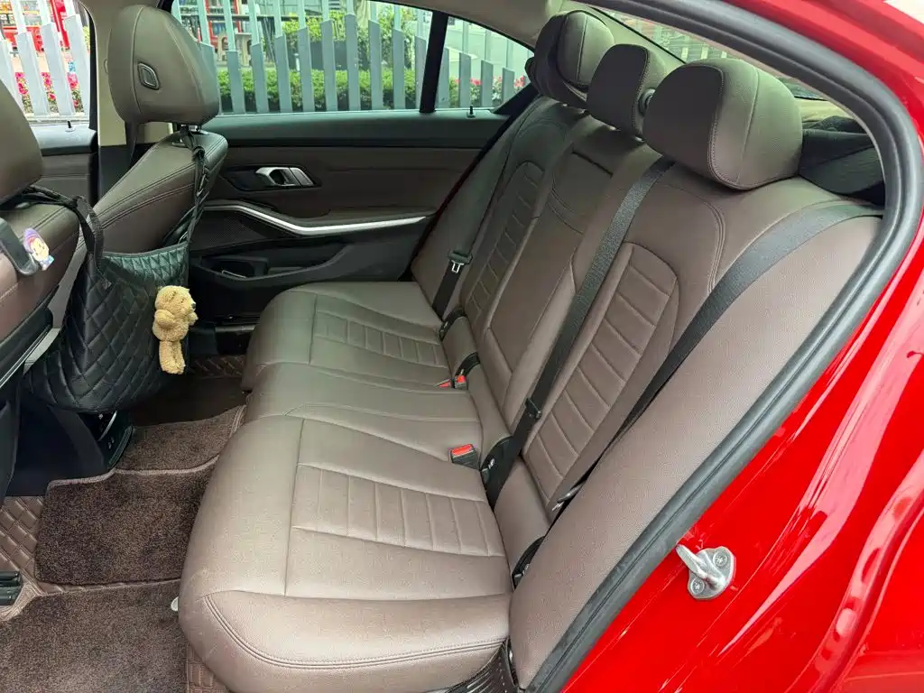 BMW 3 Series — миниатюра 12