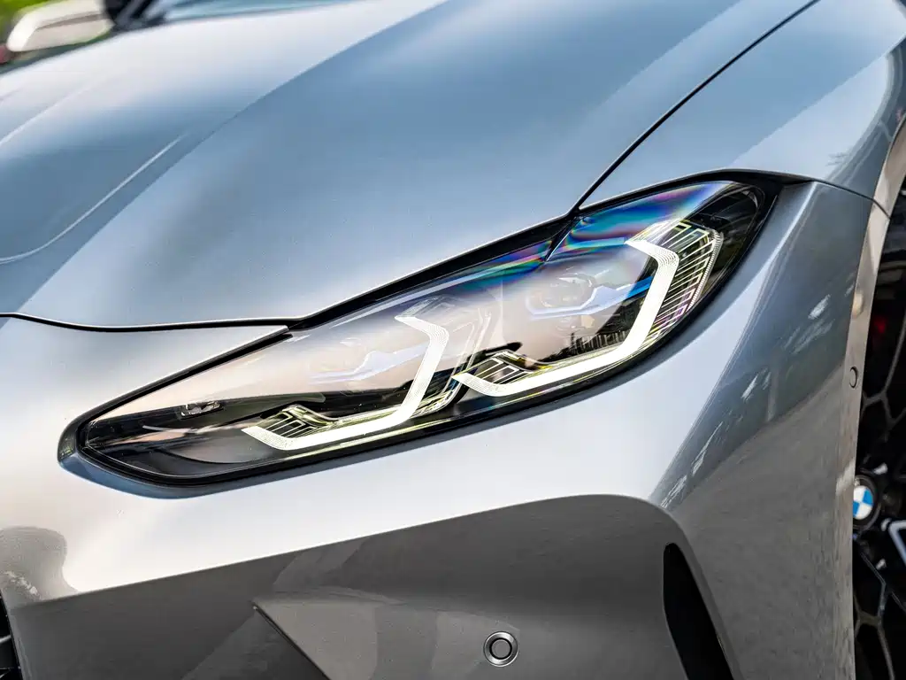 BMW M4 — миниатюра 7