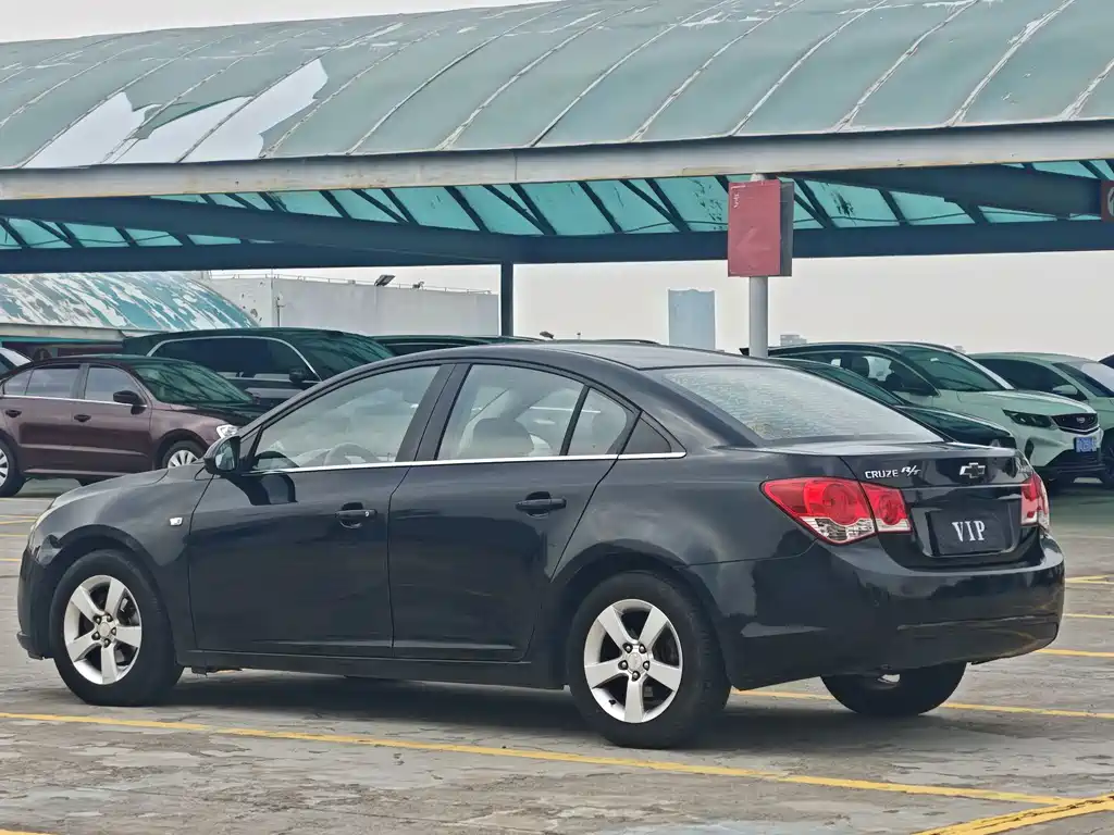 Chevrolet Cruze — миниатюра 5