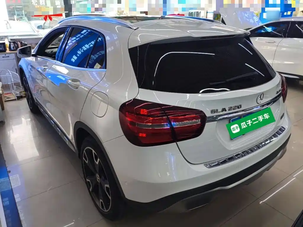 Mercedes-Benz GLA — миниатюра 5