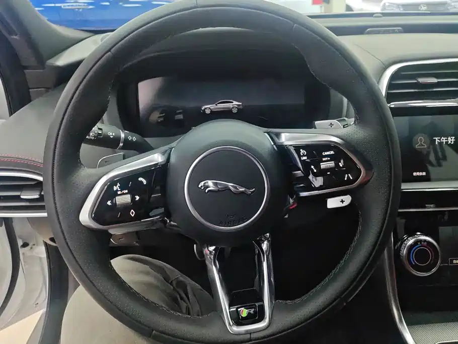 Jaguar XEL — миниатюра 15