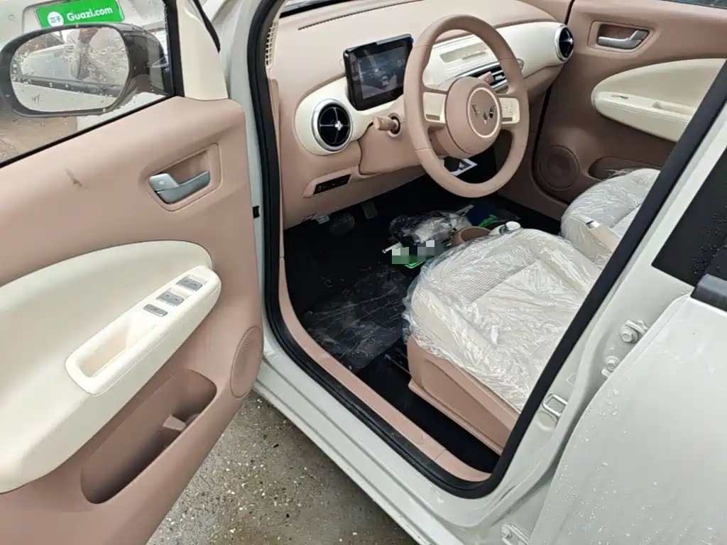Wuling MINIEV — миниатюра 16