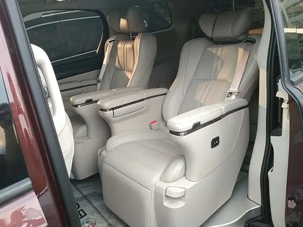 Buick GL8 — миниатюра 17