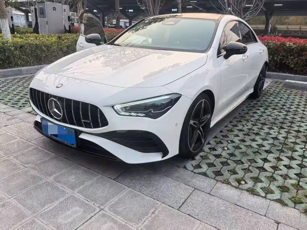 Mercedes-Benz CLA AMG 2024