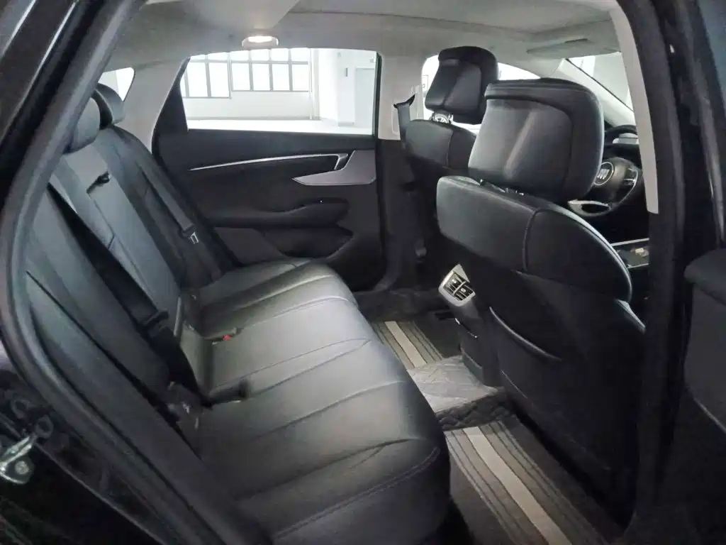 Buick LaCrosse — миниатюра 10
