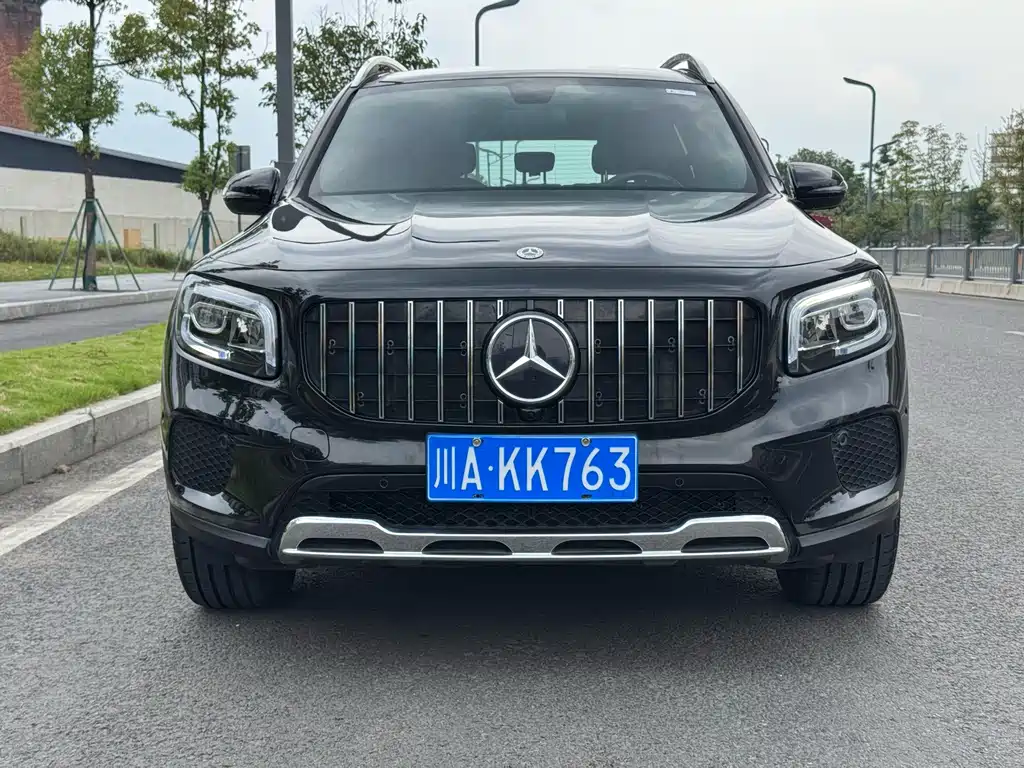 Mercedes-Benz GLB — миниатюра 2