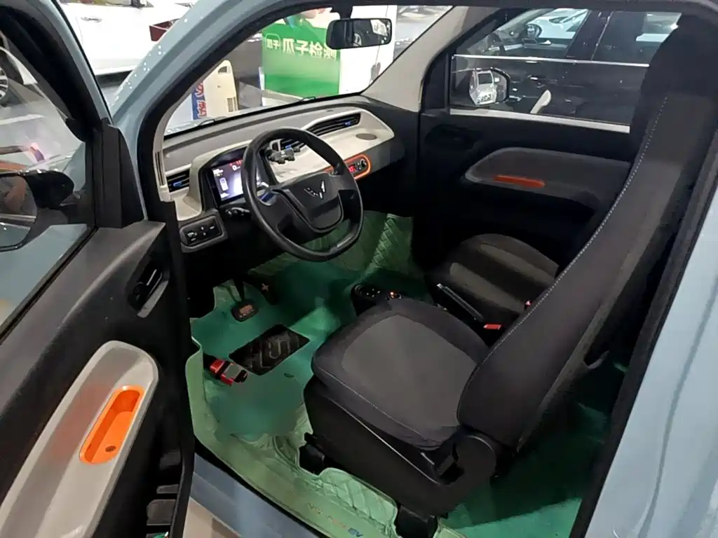 Wuling MINIEV — миниатюра 16