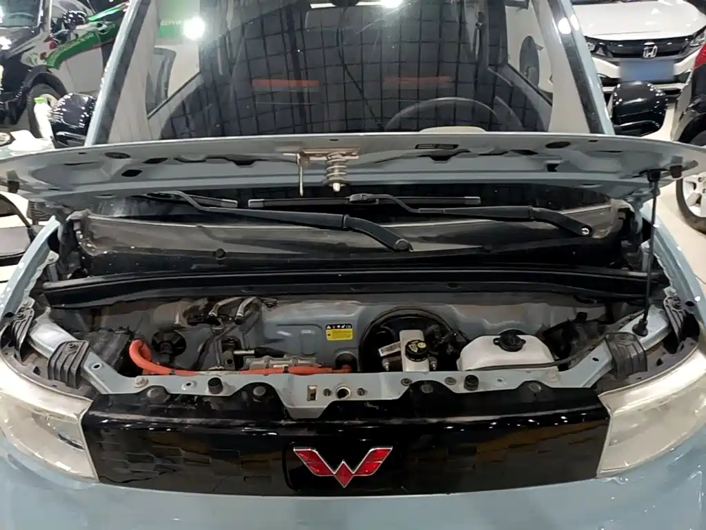 Wuling MINIEV — миниатюра 20