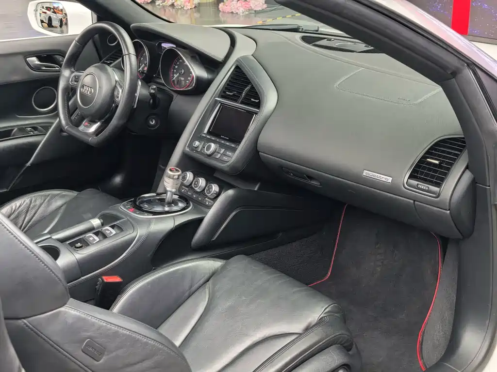 Audi R8 — миниатюра 46