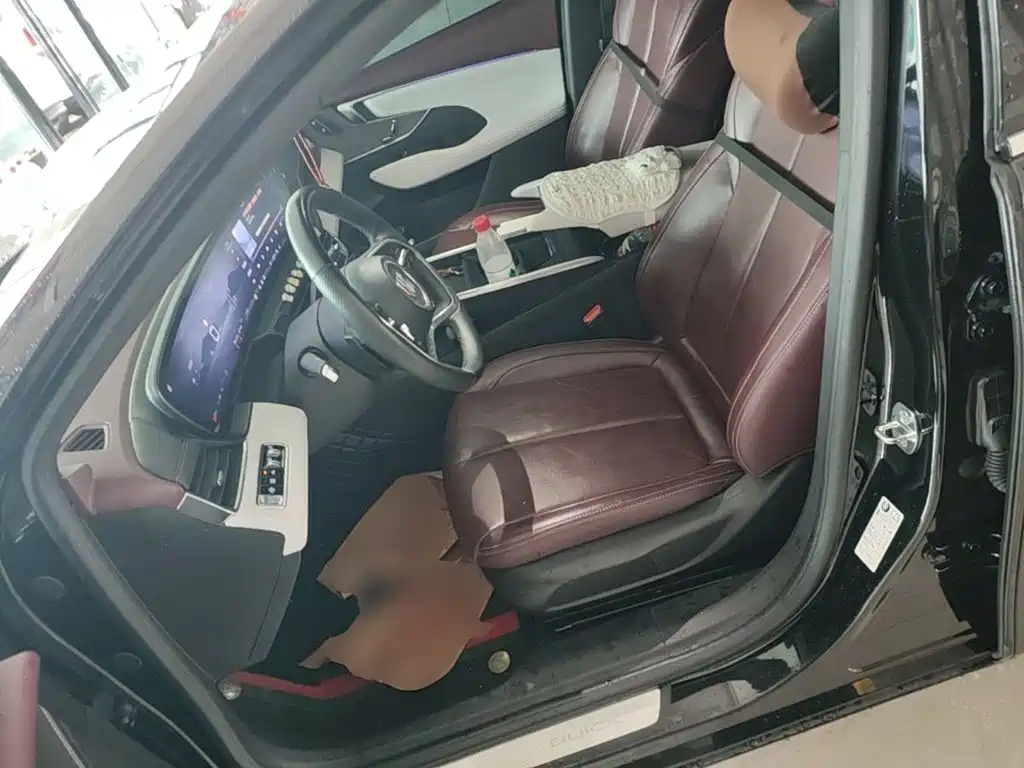 Buick LaCrosse — миниатюра 15
