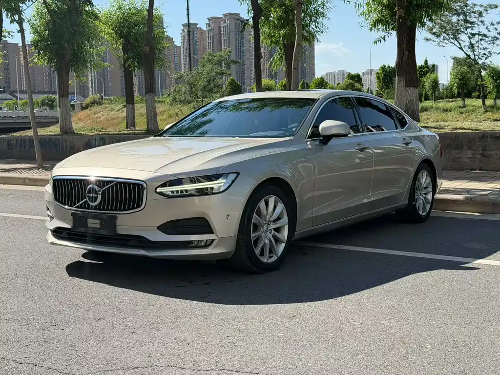 Volvo S90 2018