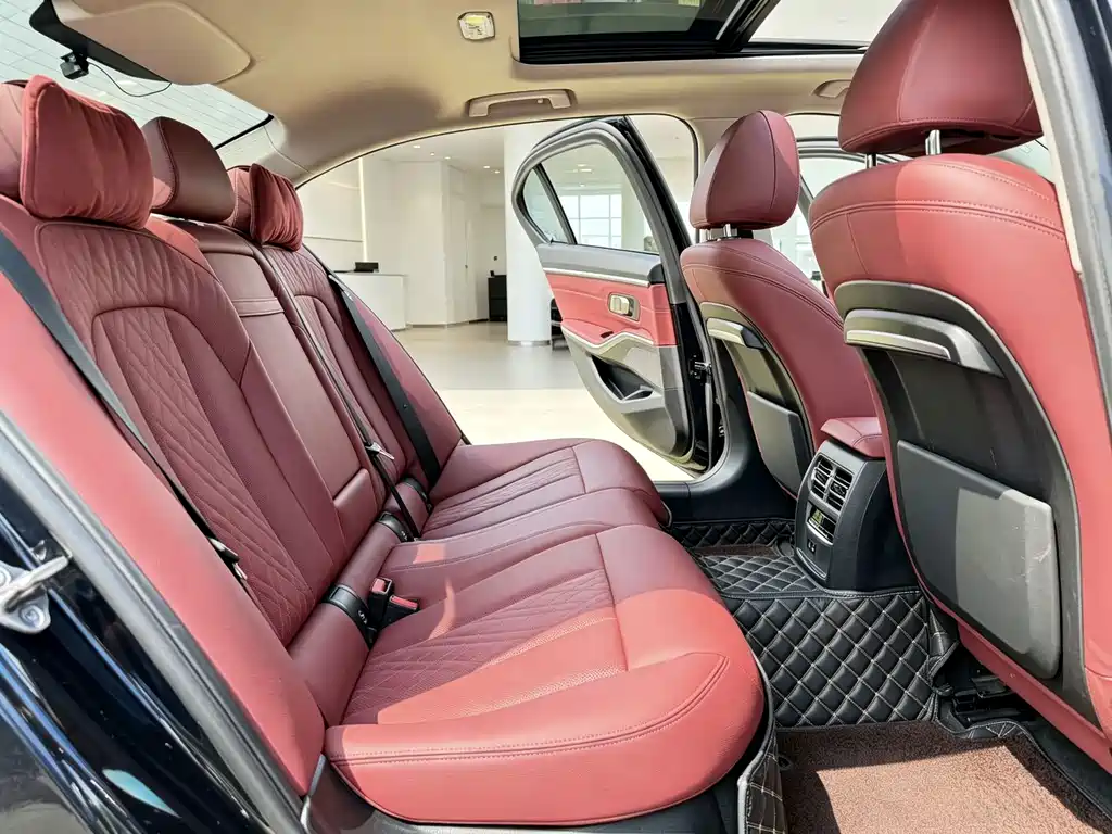 BMW 3 Series — миниатюра 12