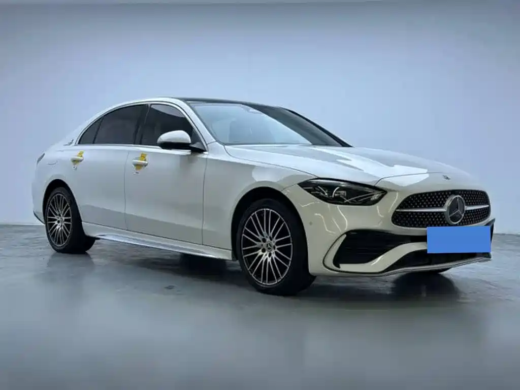 Mercedes-Benz C-Class — миниатюра 3