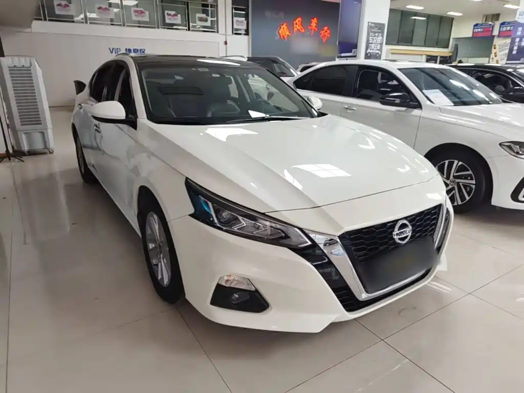 Nissan Teana — миниатюра 4