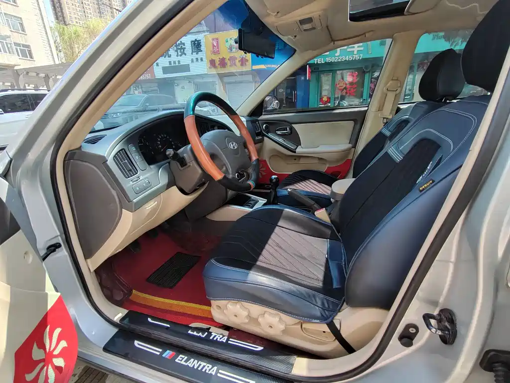 Hyundai Elantra 2005 1.6L AT Comfort