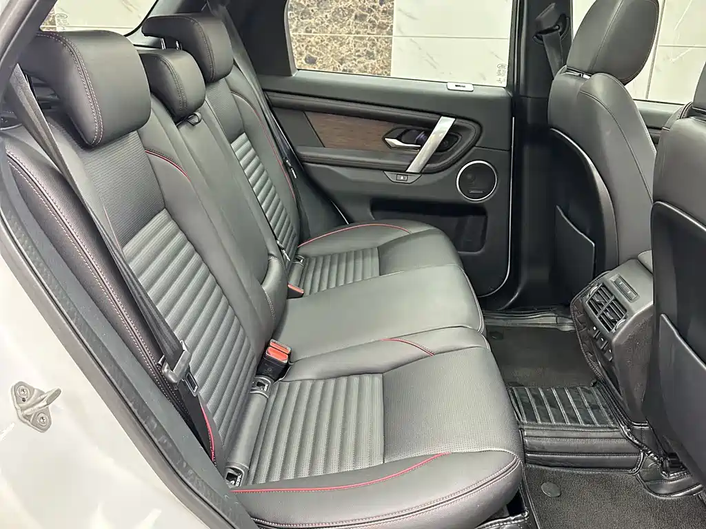 Land Rover Discovery Sport — миниатюра 13