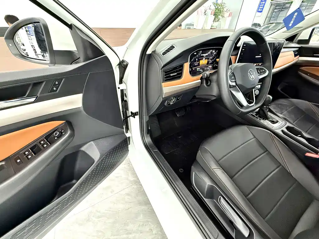 Volkswagen Bora — миниатюра 12