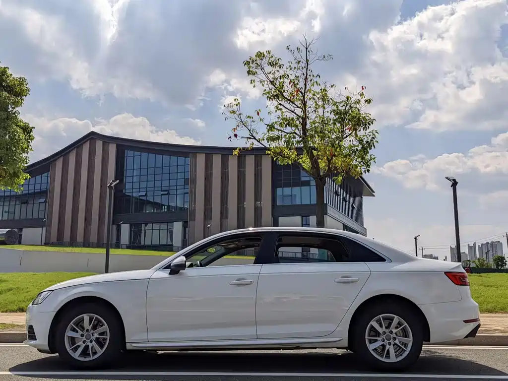 Audi A4L — миниатюра 3
