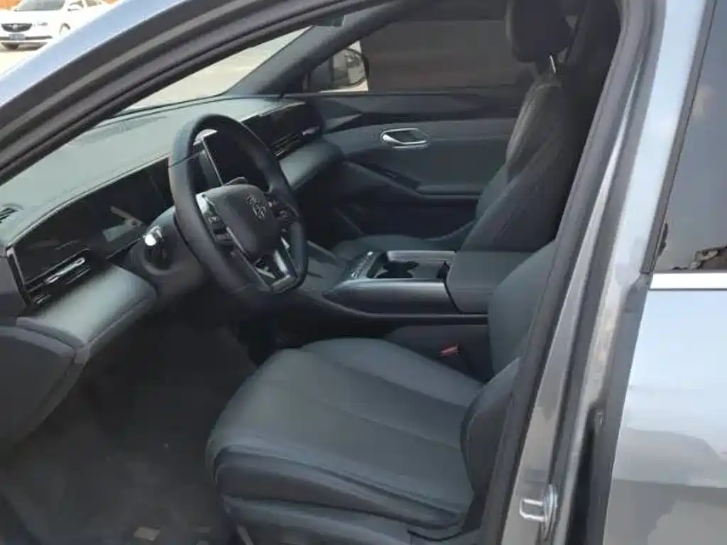 BYD Qin L — миниатюра 5