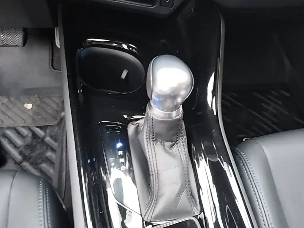 Toyota C-HR — миниатюра 14