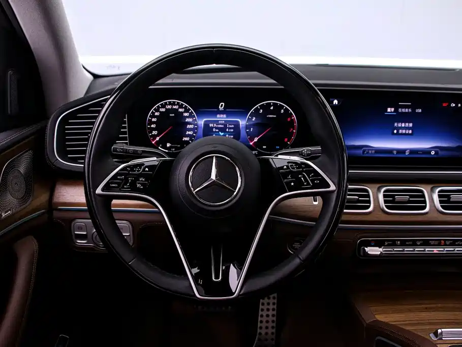Mercedes-Benz GLS — миниатюра 7