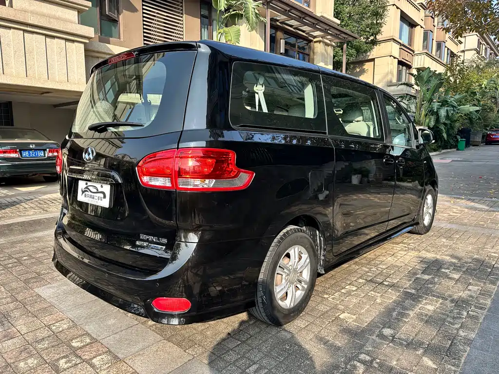 SAIC MAXUS CHASE G10